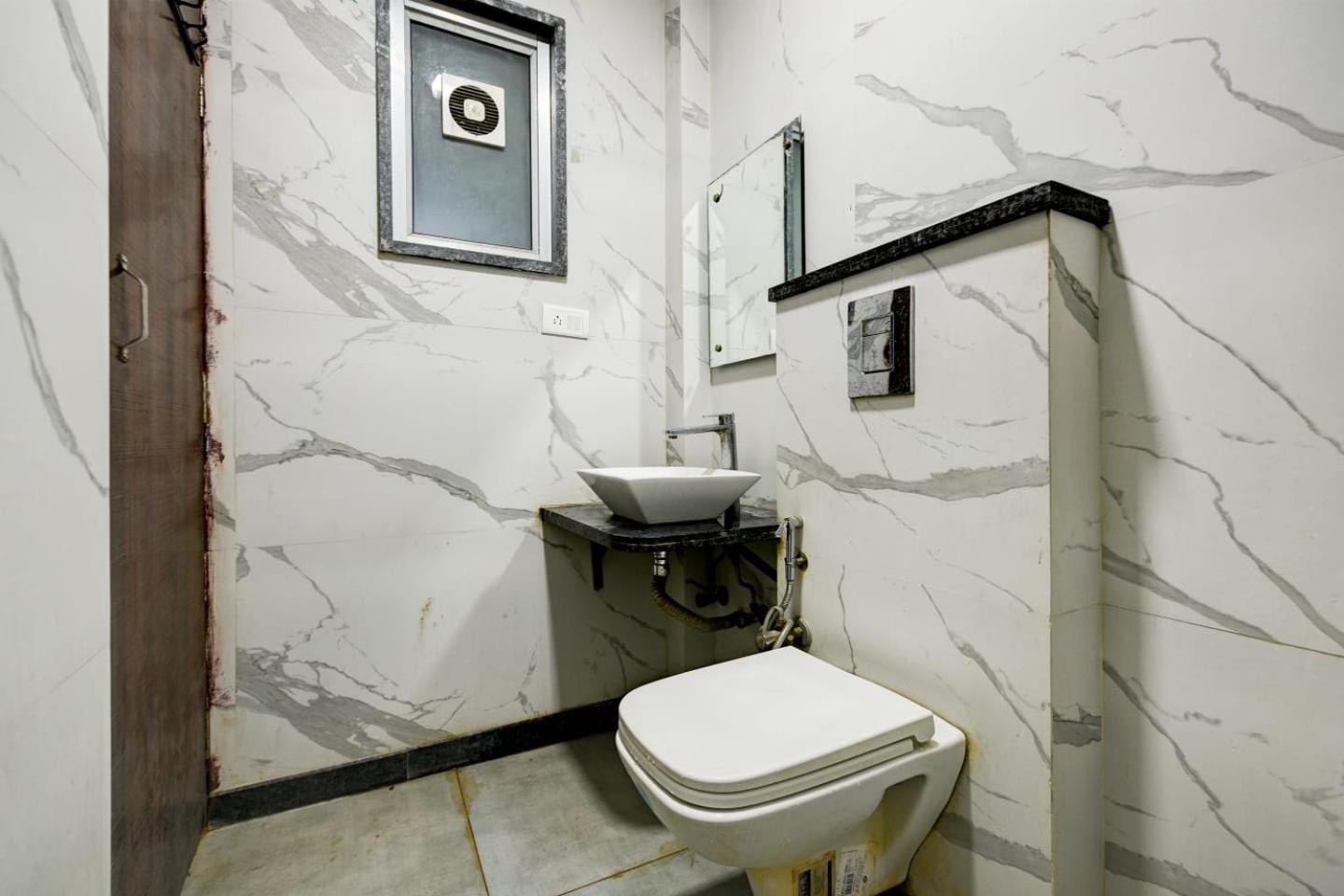 Prem Dx By P K Residency Just Walking Distance From Railway Station New Delhi