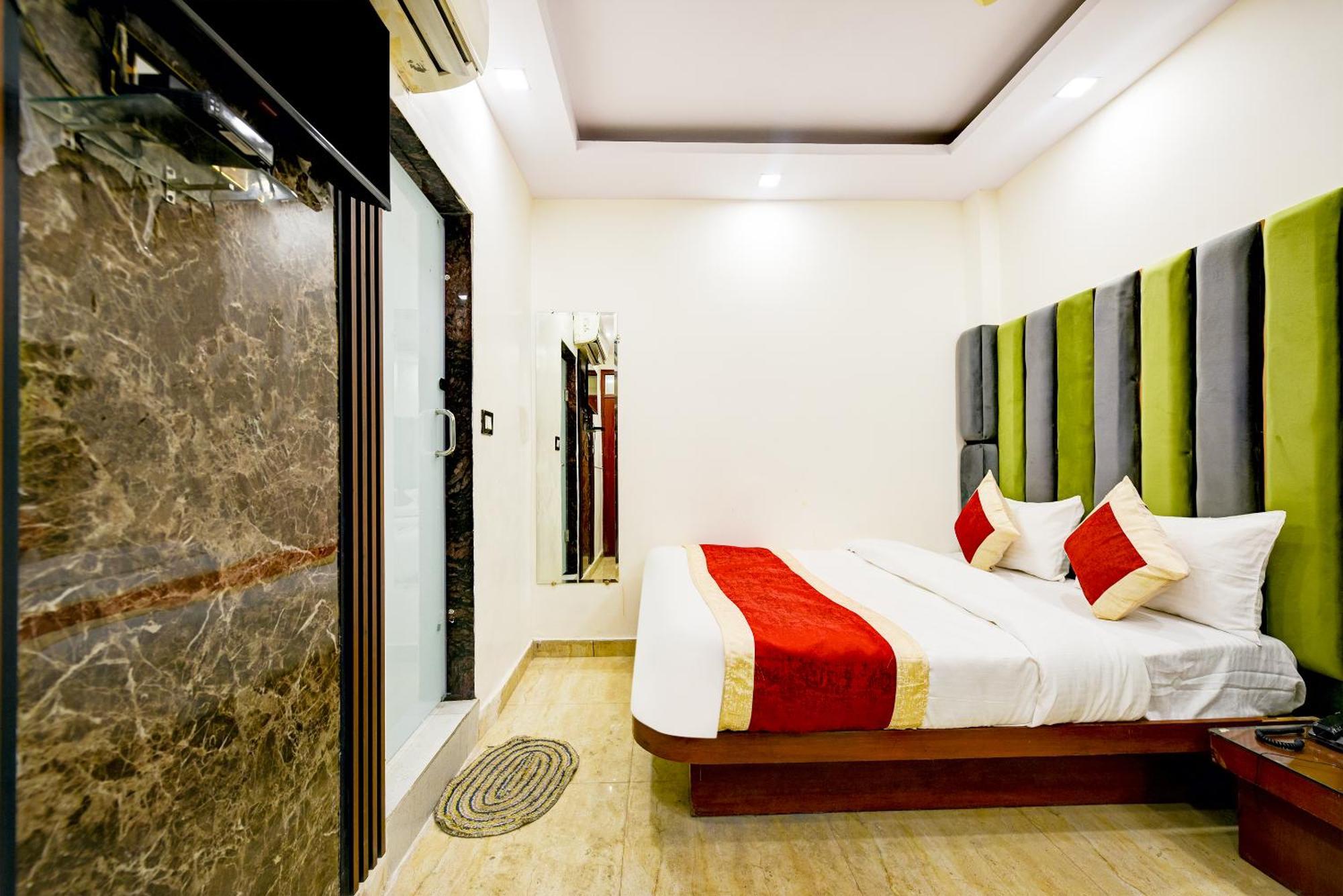 Prem Dx By P K Residency Just Walking Distance From Railway Station * New Delhi