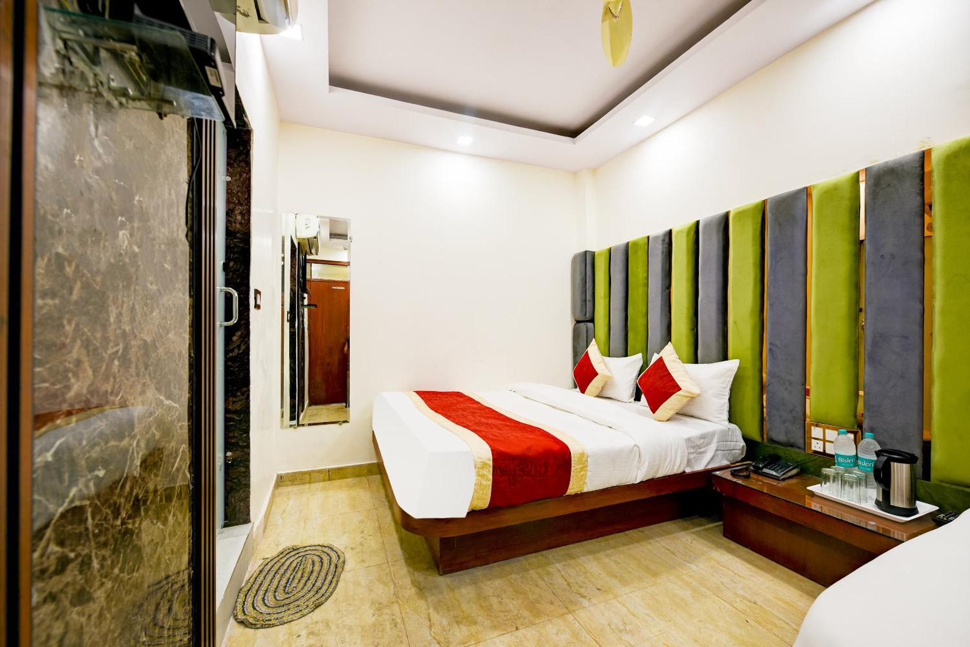 Prem Dx By P K Residency Just Walking Distance From Railway Station *