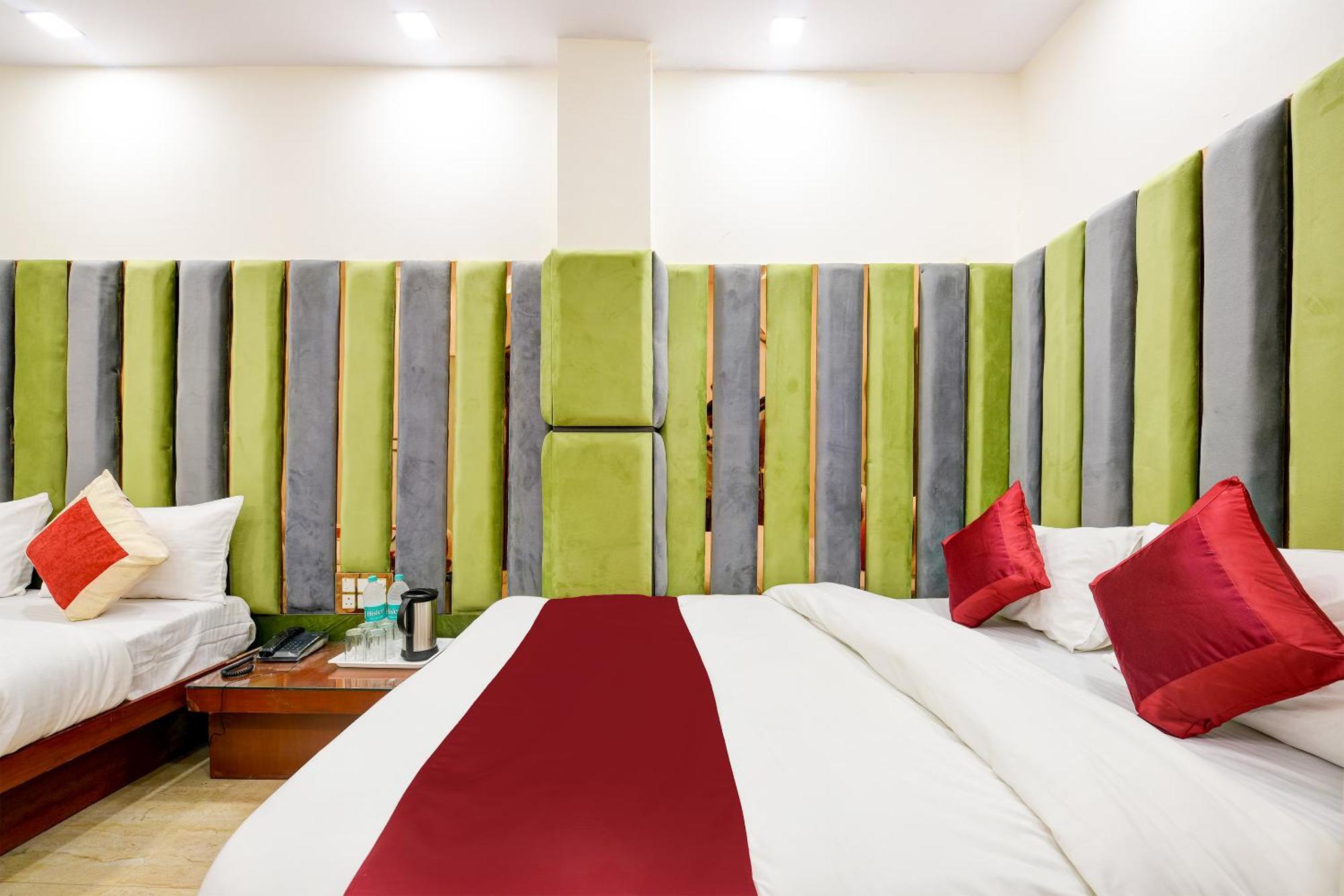 Prem Dx By P K Residency Just Walking Distance From Railway Station New Delhi