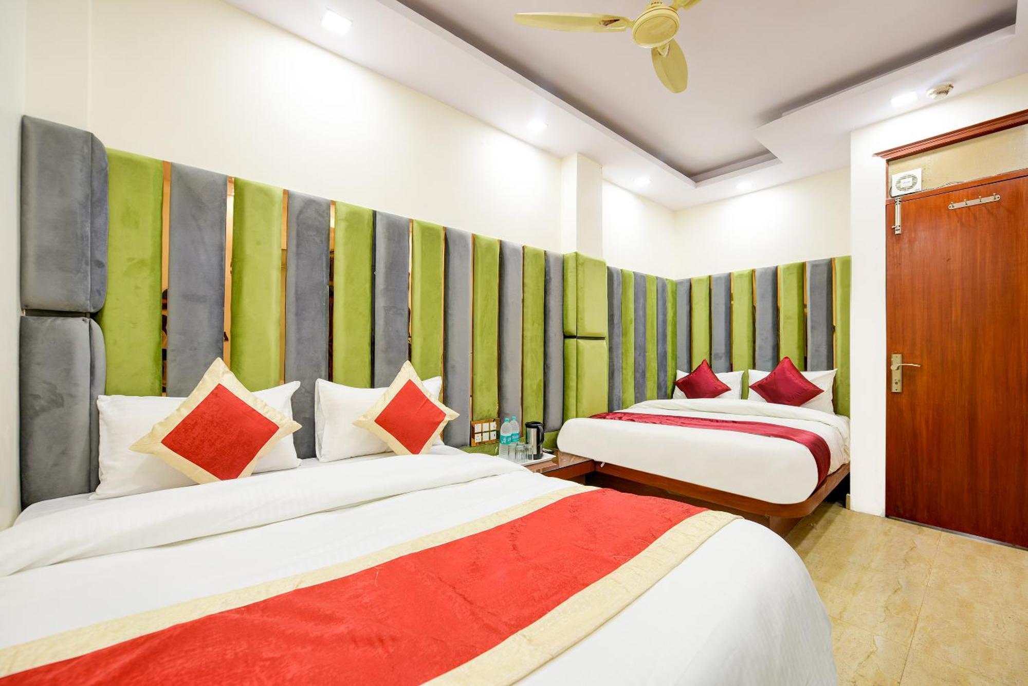 Guest house Prem Dx By P K Residency Just Walking Distance From Railway Station New Delhi