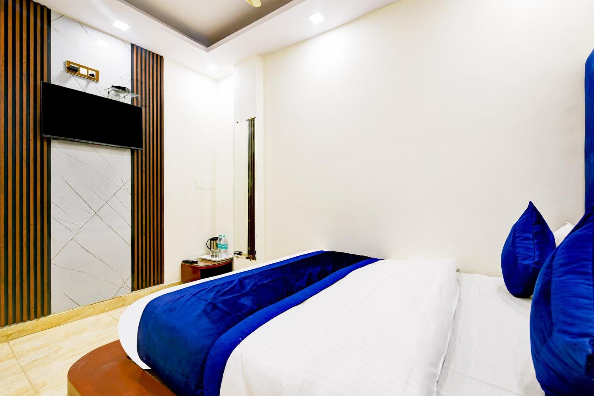 Prem Dx By P K Residency Just Walking Distance From Railway Station *