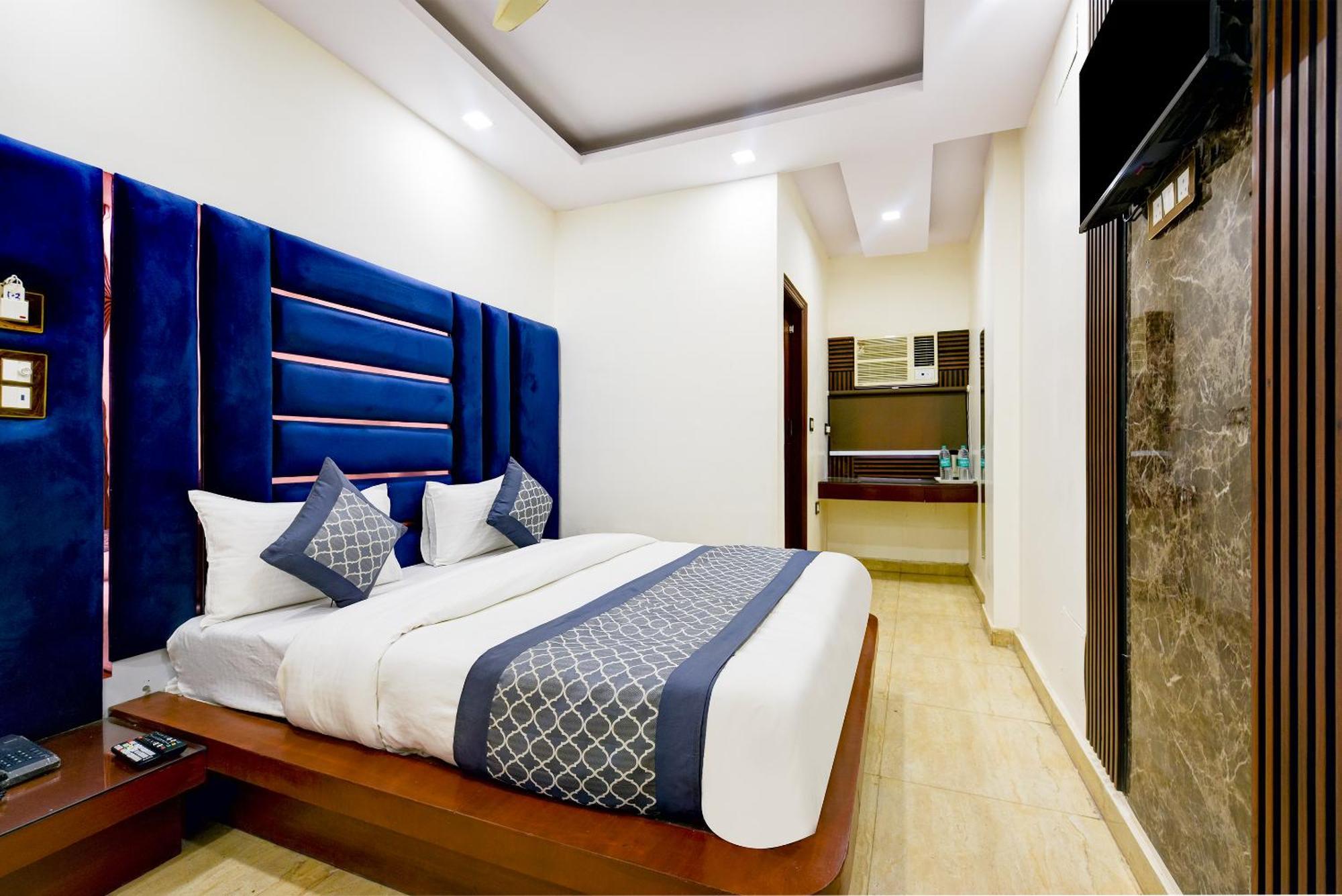 Prem Dx By P K Residency Just Walking Distance From Railway Station *